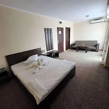 Aparthotel Km 0 Neptun