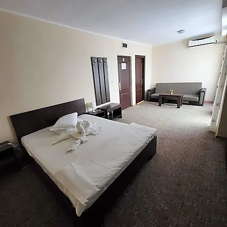 Aparthotel Km 0