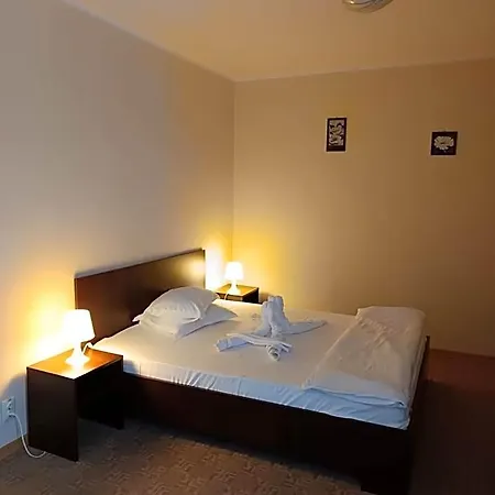 Km 0 Aparthotel Neptun